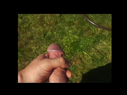 ❤️ Hot hottie får sin lyserøde fisse kneppet og kommer med en sprøjte i en sommerhave Fucking video at da.courseclass.ru ❌️❤