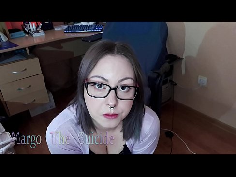 ❤️ Sexet pige med briller sutter Dildo dybt på kamera Fucking video at da.courseclass.ru ❌️❤